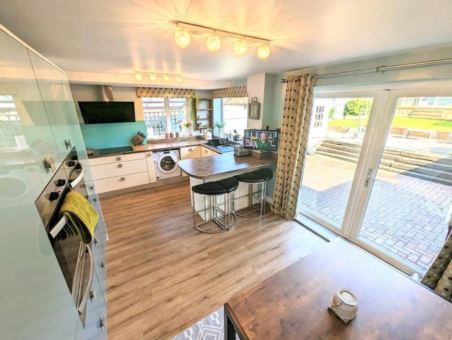 Spacious Lovely 3 Bed House In Keyworth Nottingham Suit Contractors Or Family Exteriér fotografie